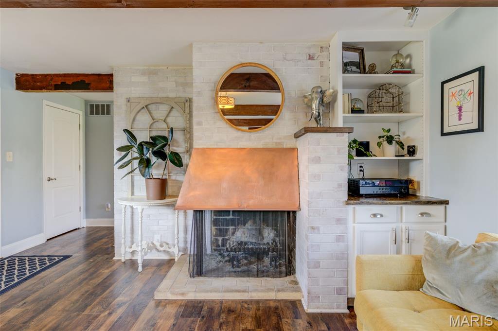 1005 W Frisco Avenue