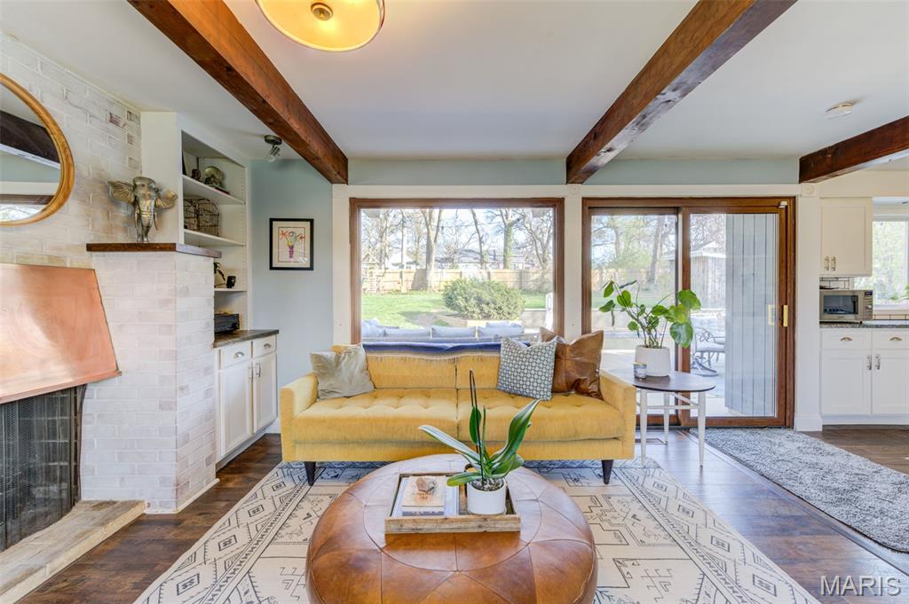 1005 W Frisco Avenue