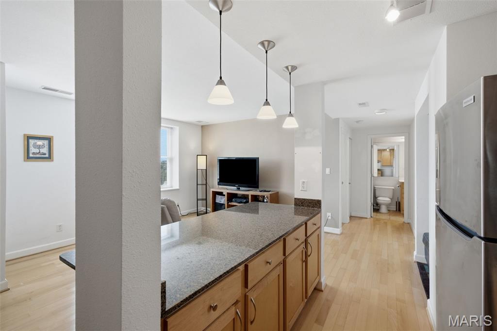 5330 Pershing Avenue Unit: 805