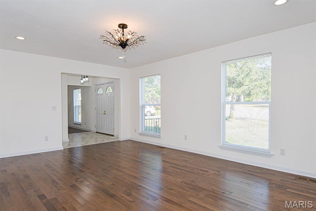 306 Bright Meadows