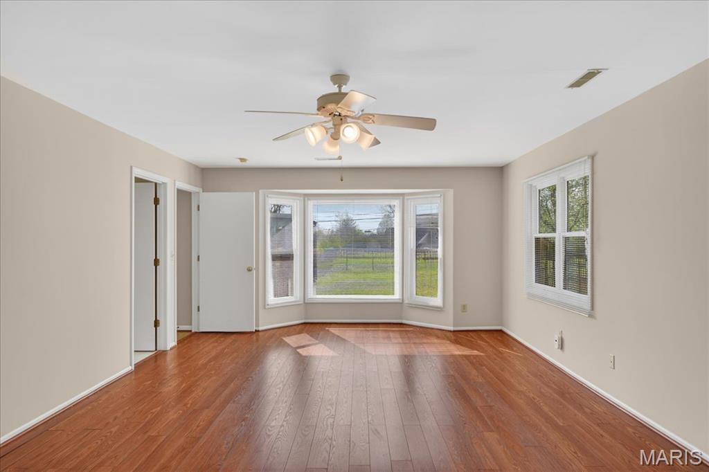 31 Tealwood