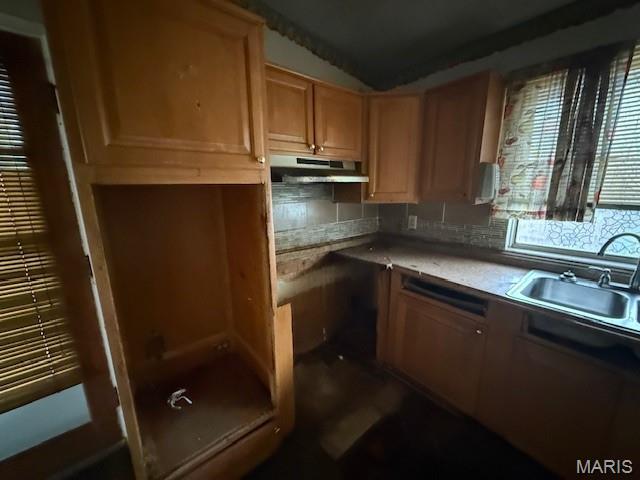 10027 Grosvenor Drive