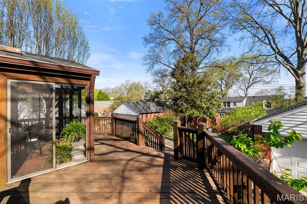 8105 Kingsbury Boulevard