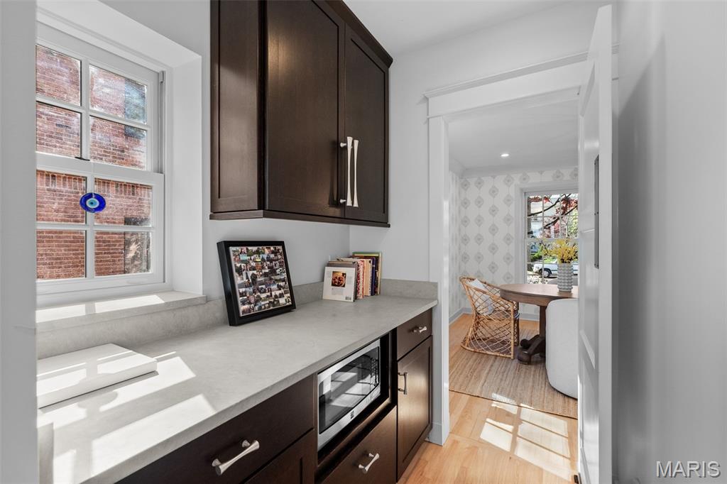 8105 Kingsbury Boulevard