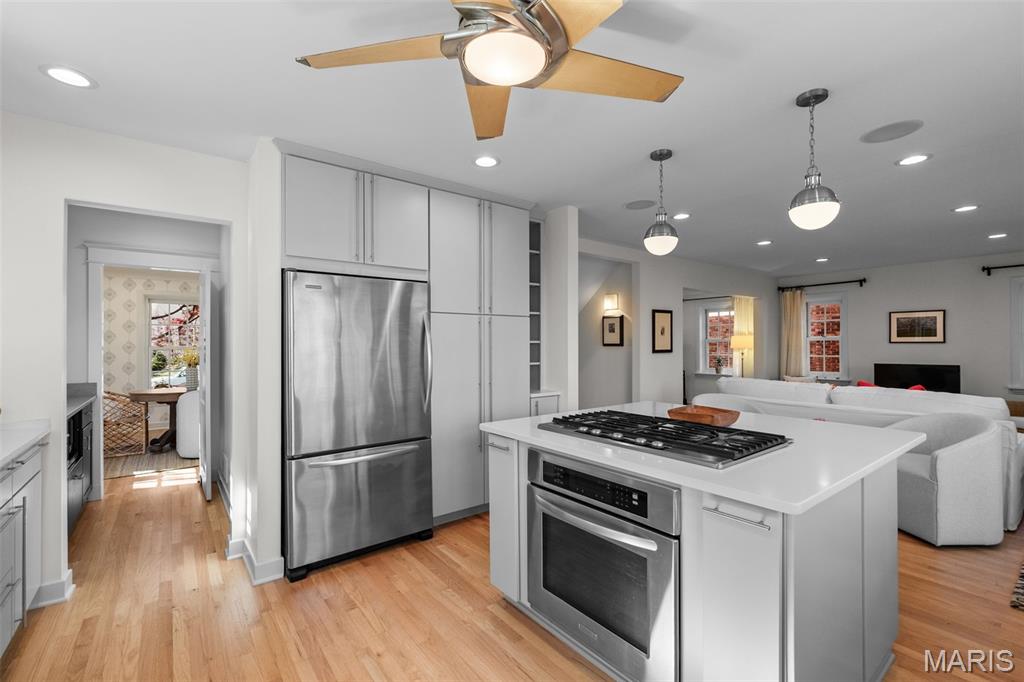 8105 Kingsbury Boulevard