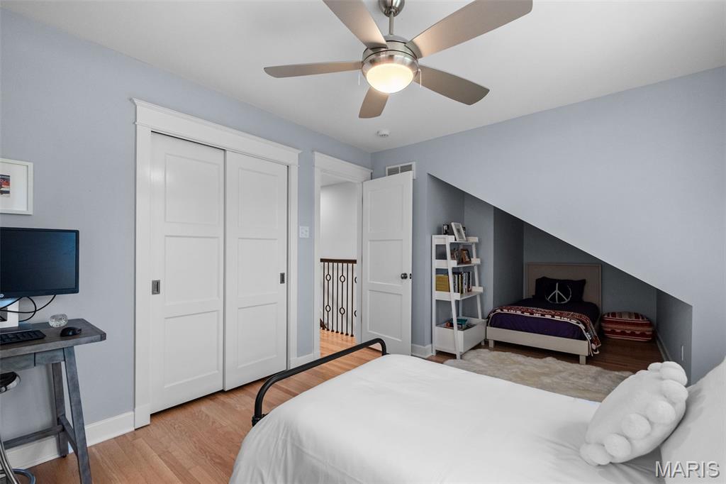 8105 Kingsbury Boulevard