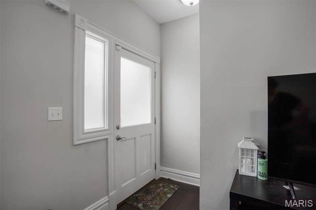 3857 Virginia Avenue