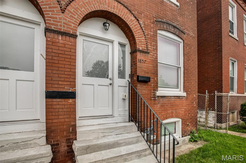 3857 Virginia Avenue