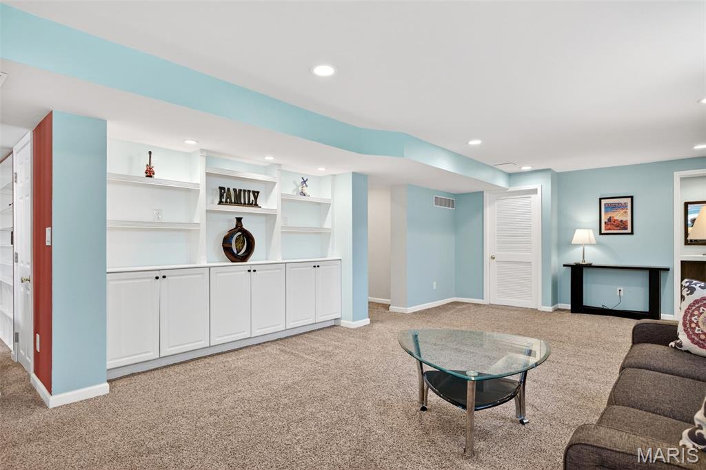 8046 Knights Crossing Drive
