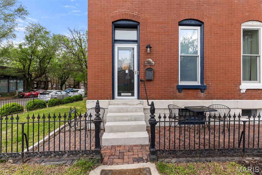 2869 Missouri Avenue