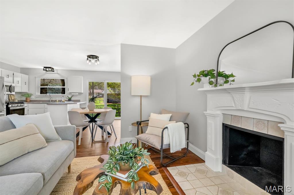 1107 Grenadier Lane