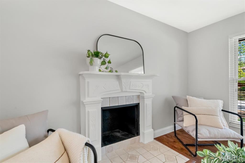 1107 Grenadier Lane