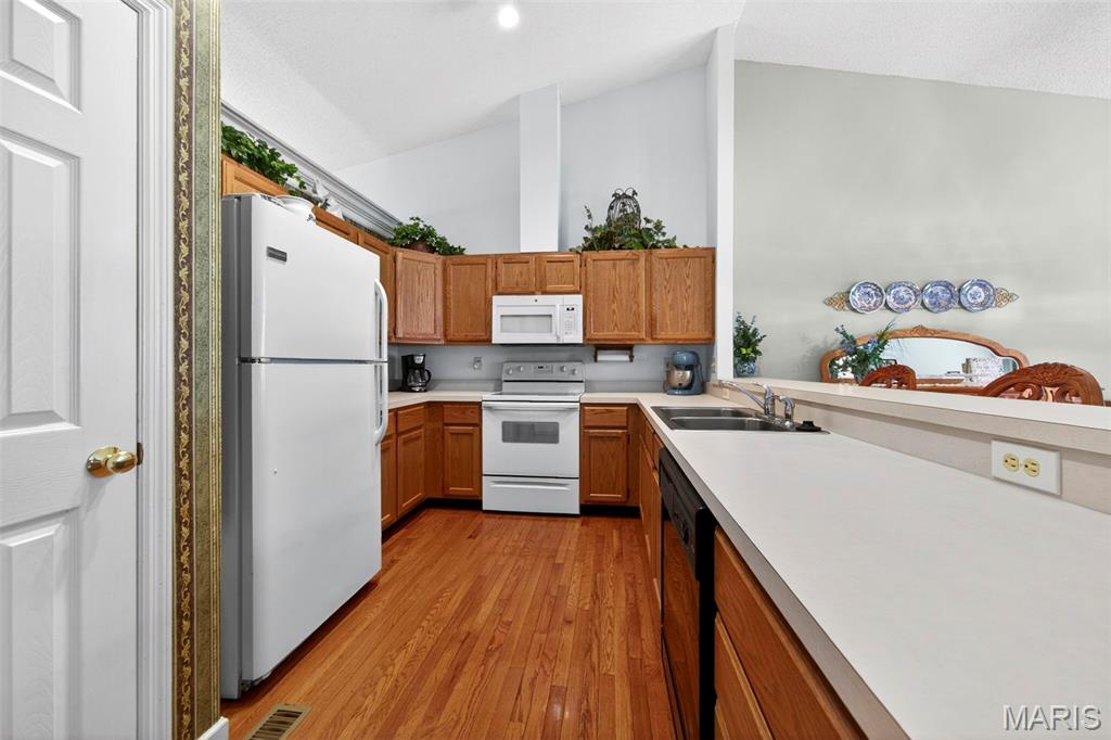 1551 Rosedale Drive Unit: 72A