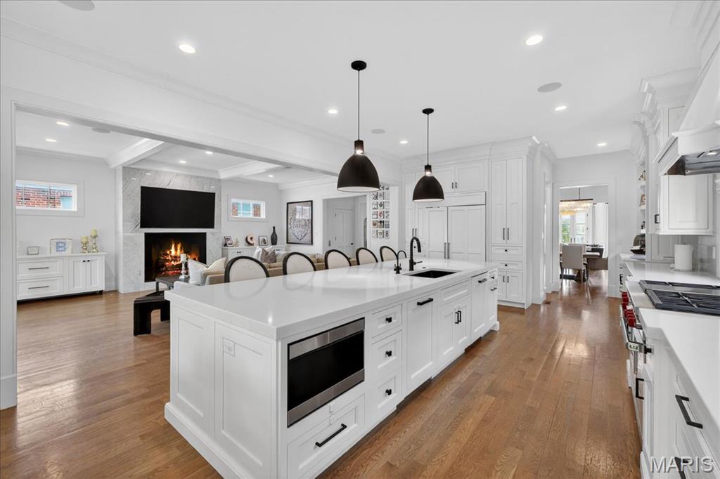 209 N Bemiston Avenue