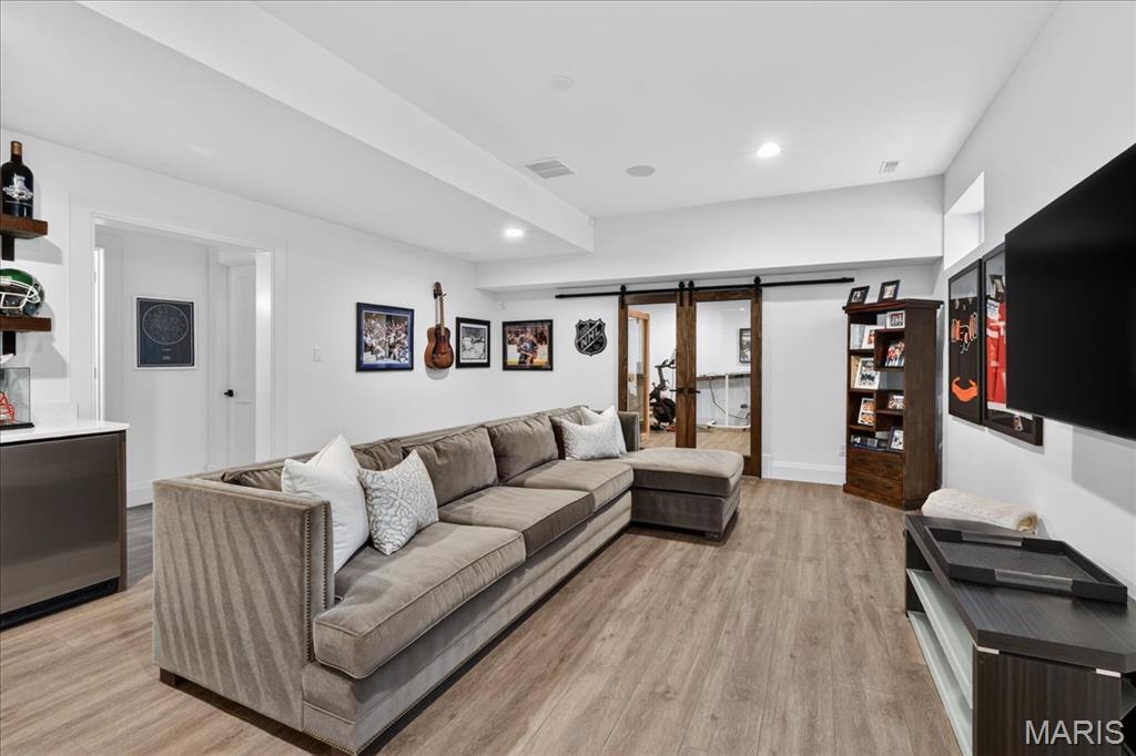 209 N Bemiston Avenue