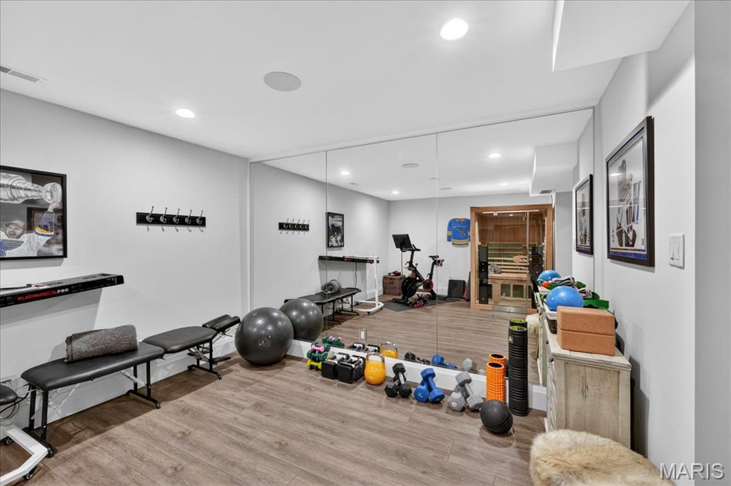 209 N Bemiston Avenue