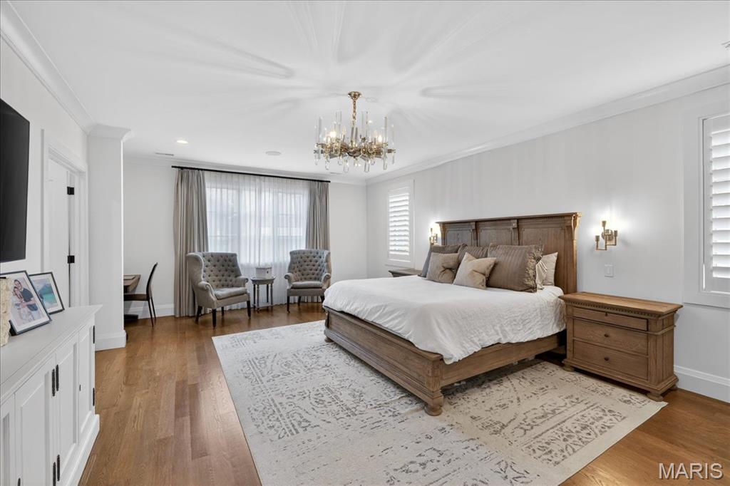 209 N Bemiston Avenue