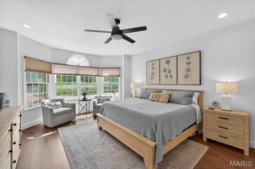 567 Sarah Lane Unit: 307