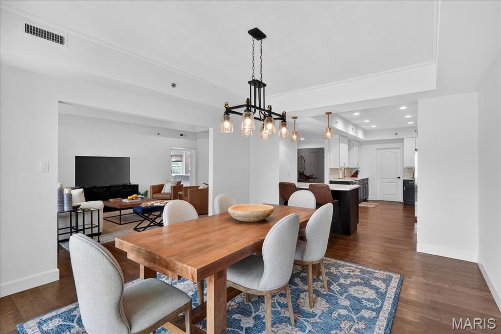 567 Sarah Lane Unit: 307