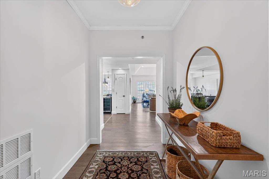 567 Sarah Lane Unit: 307