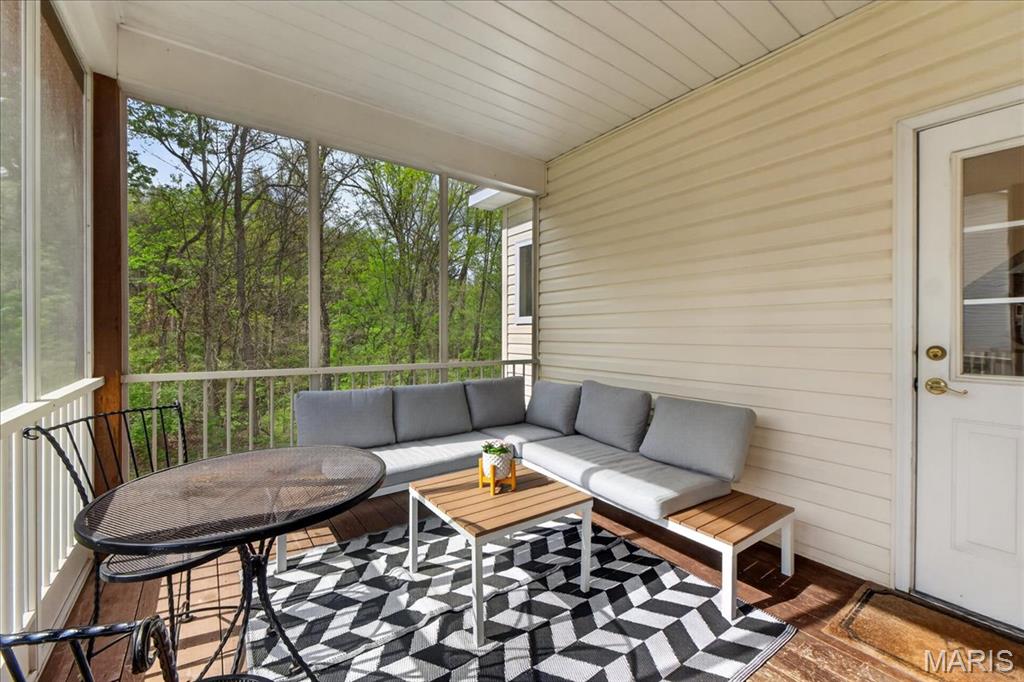 150 Silverstone Circle