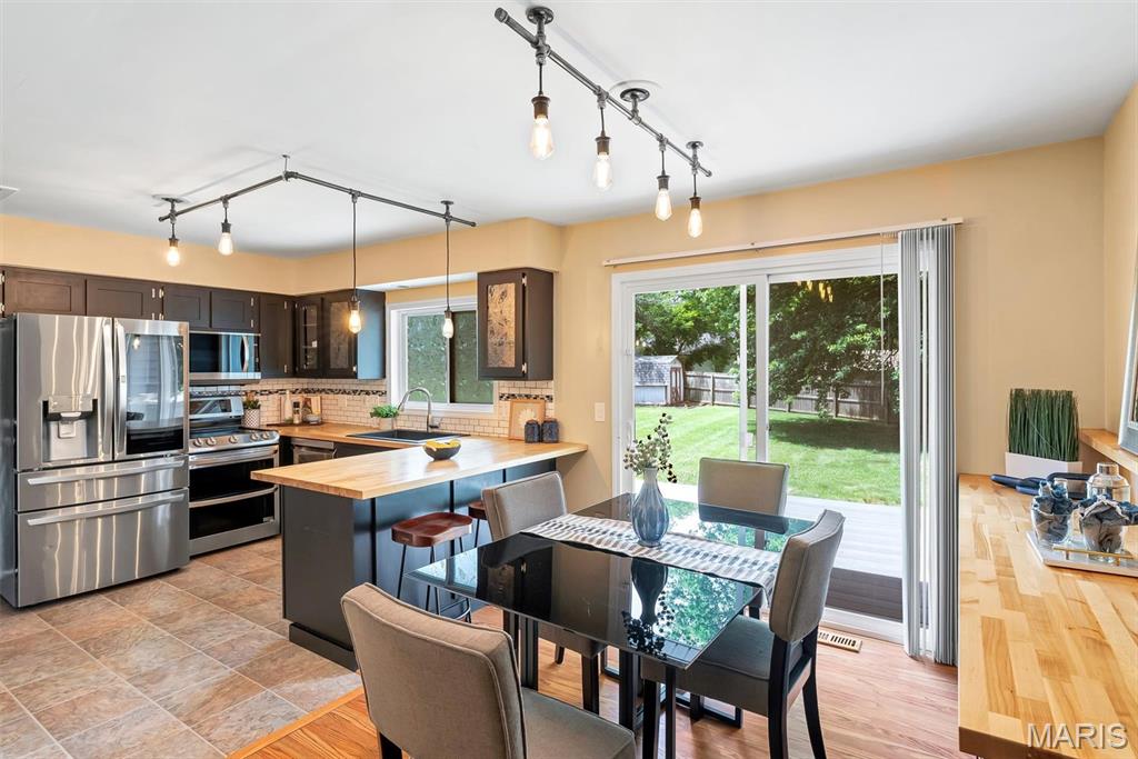 4 Voyager Drive