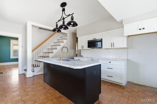 23 Midpark Lane