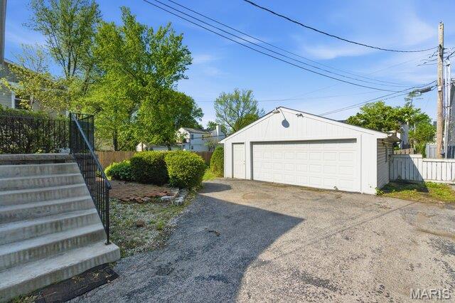 23 Midpark Lane