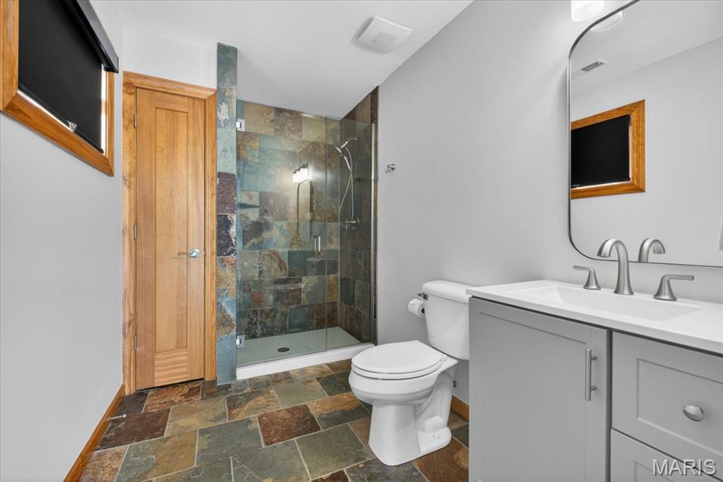 3817 Indian Ridge Lane