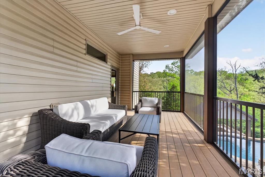 3817 Indian Ridge Lane