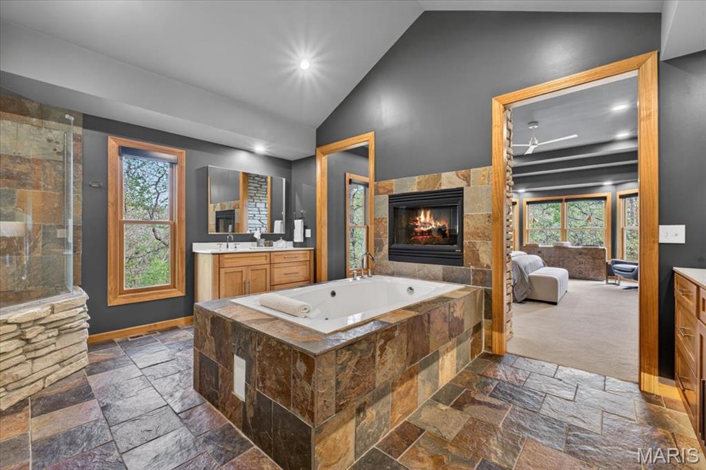 3817 Indian Ridge Lane