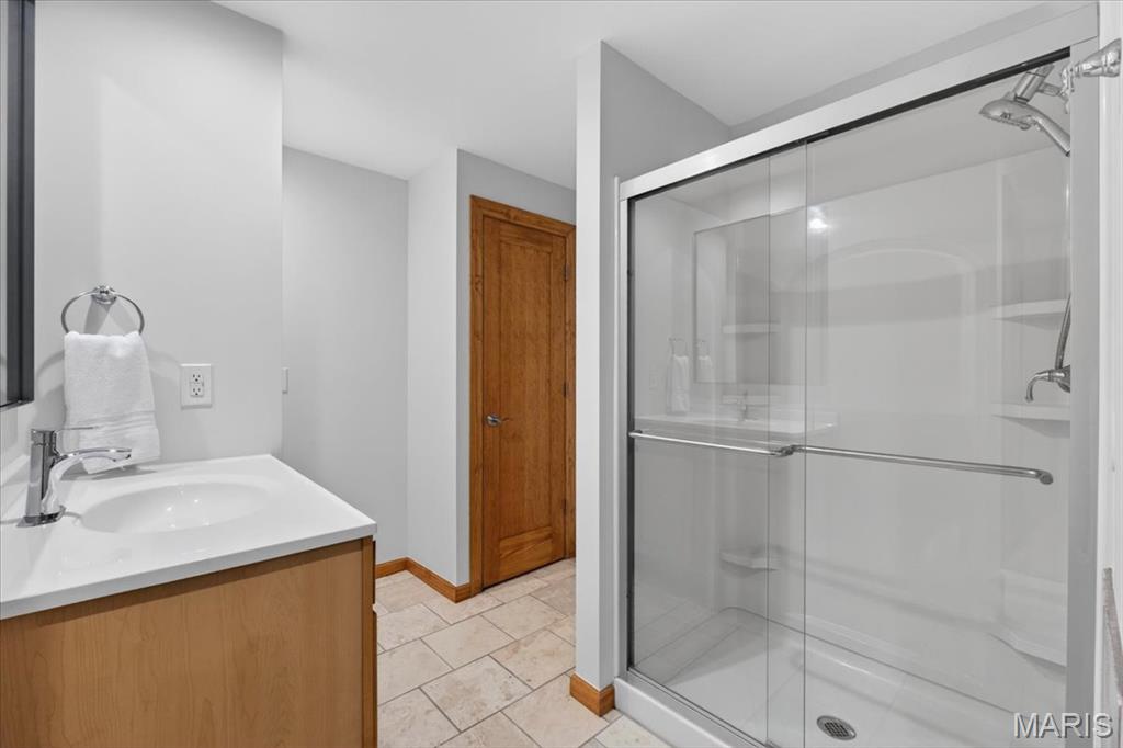 3817 Indian Ridge Lane