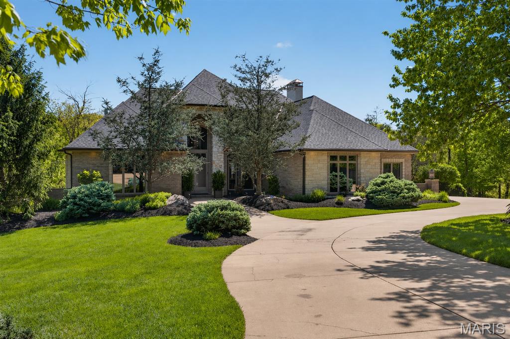 3817 Indian Ridge Lane