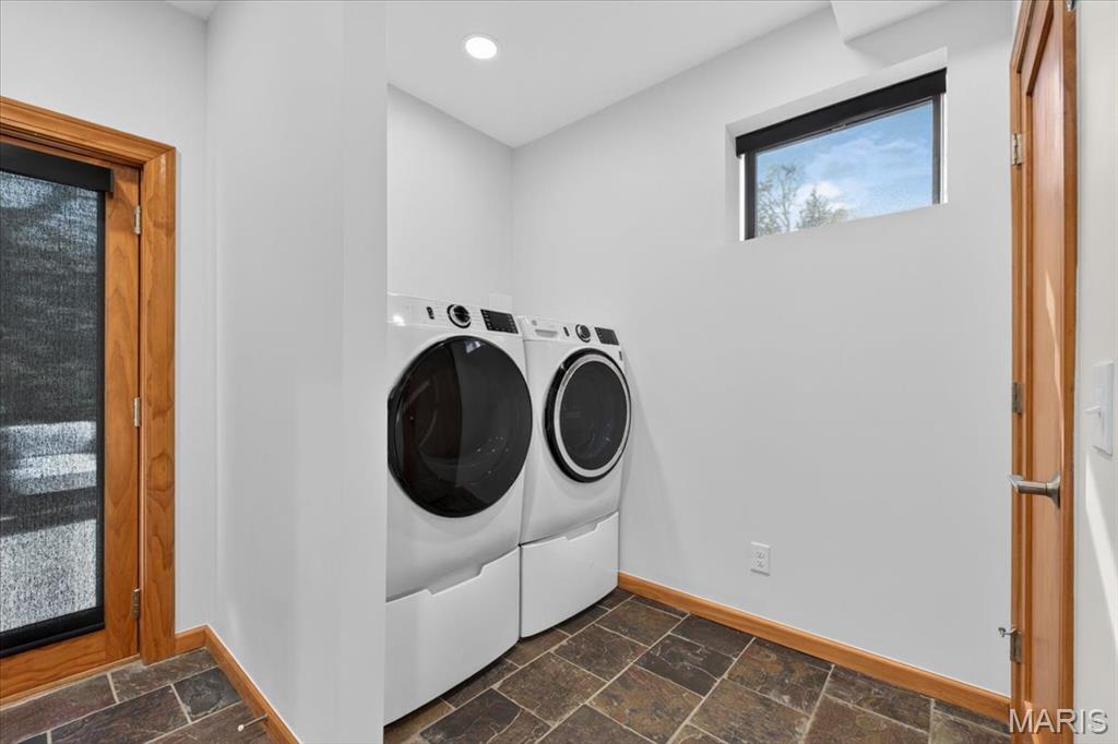 3817 Indian Ridge Lane