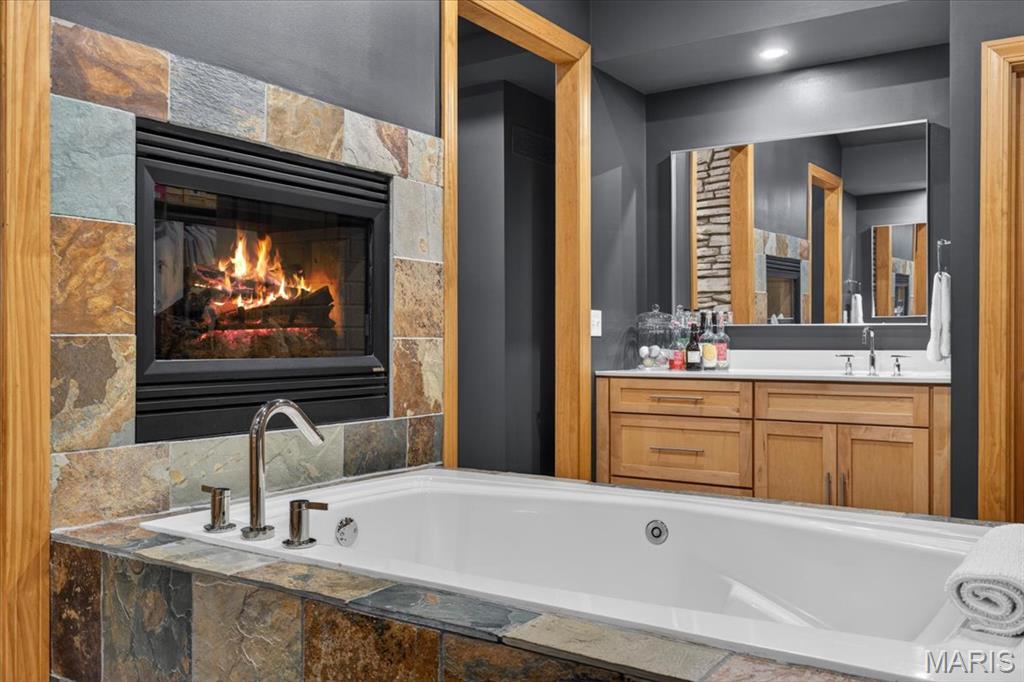 3817 Indian Ridge Lane