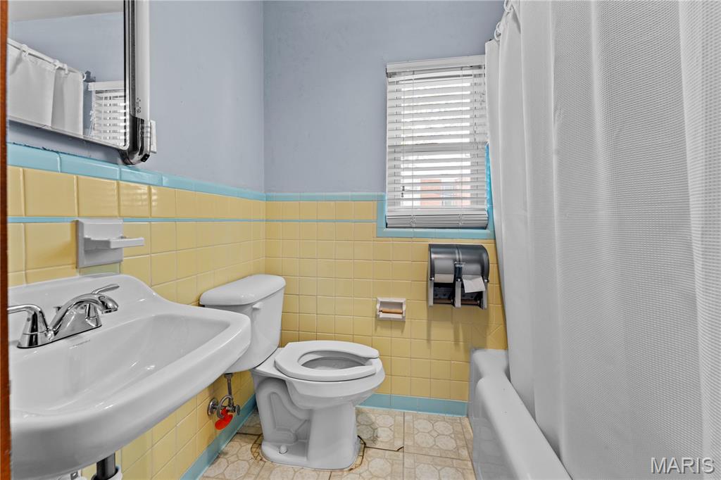 2812 Laclede Station Road