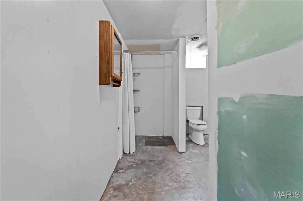 2812 Laclede Station Road