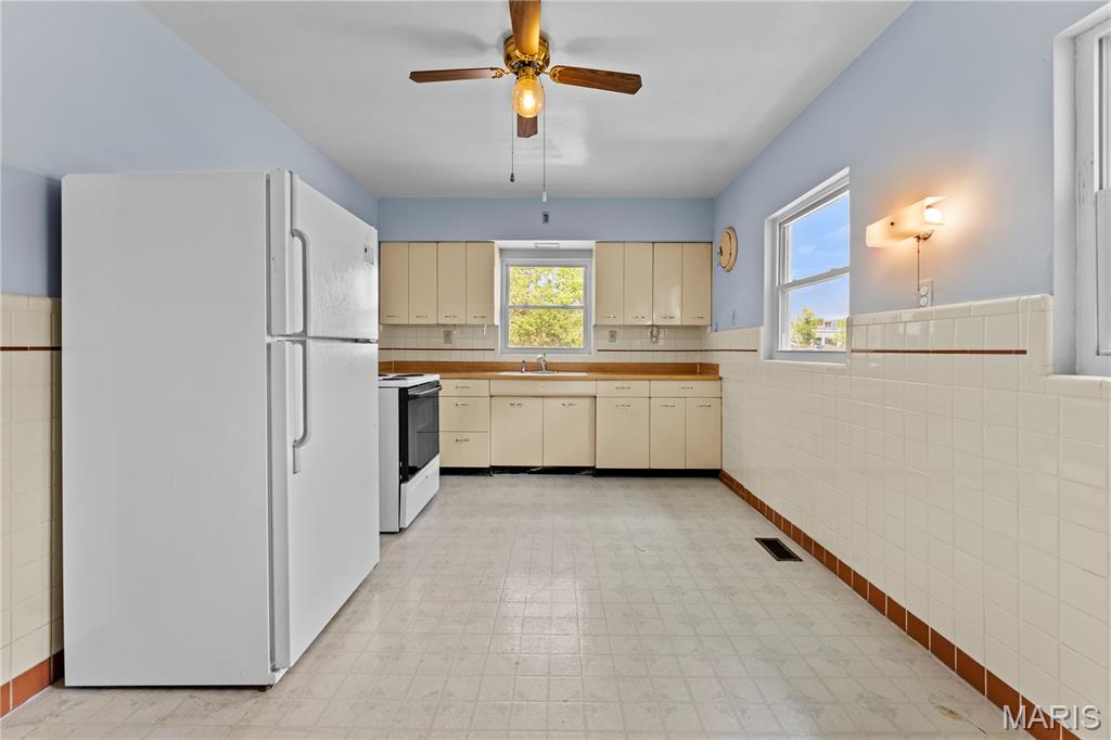 2812 Laclede Station Road