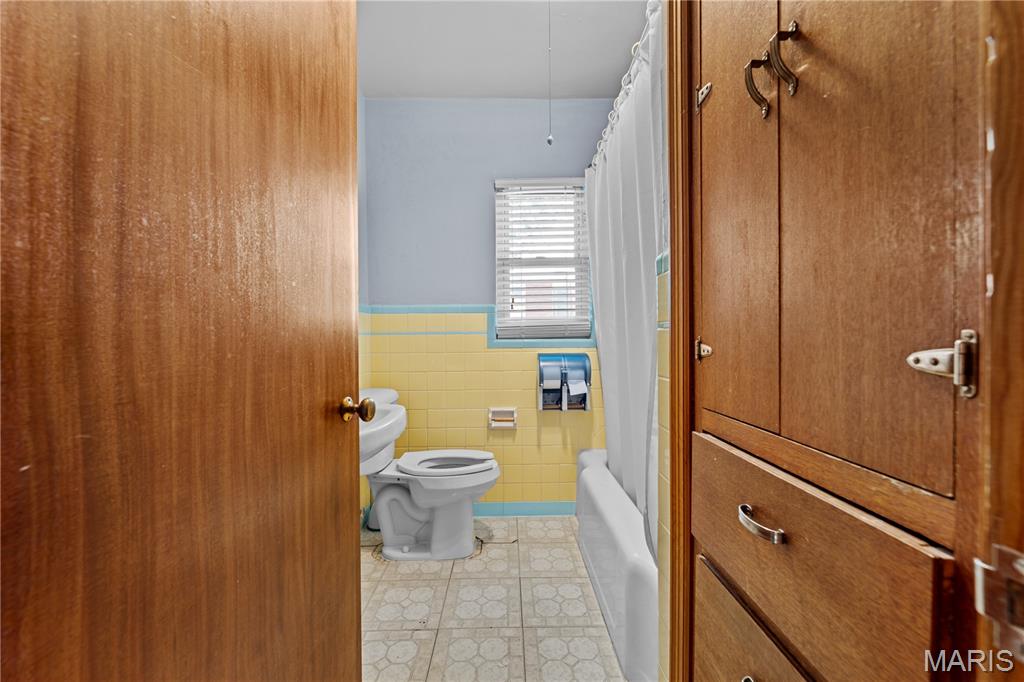 2812 Laclede Station Road