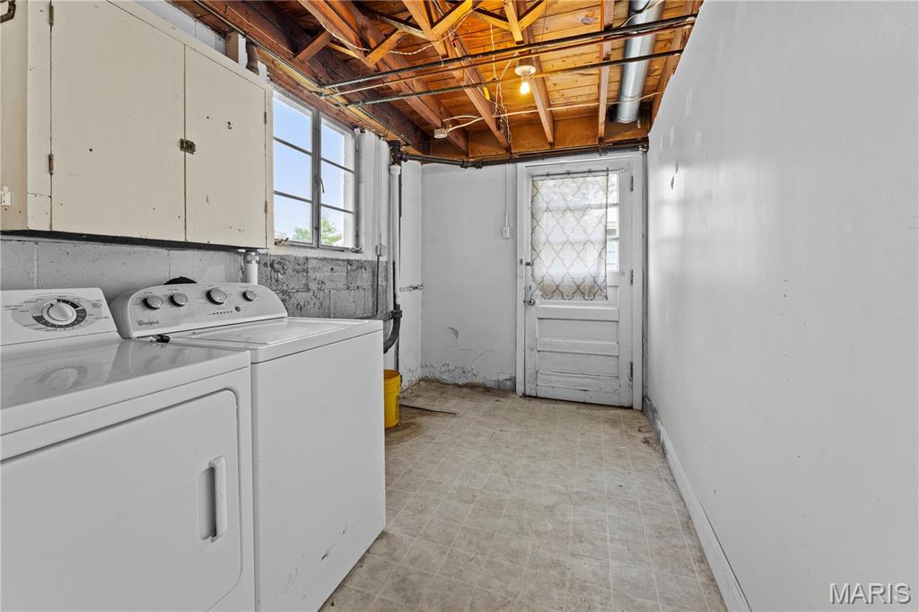 2812 Laclede Station Road