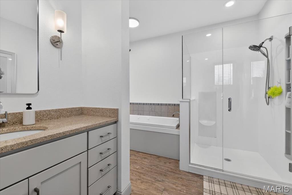 322 Pointe Loma Boulevard