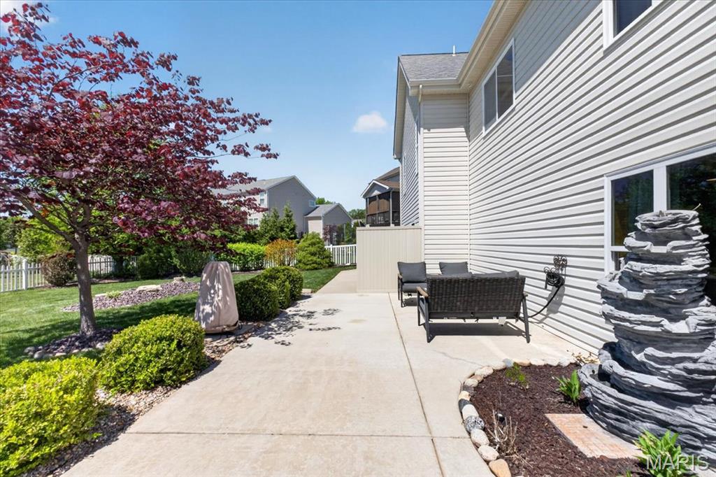 322 Pointe Loma Boulevard