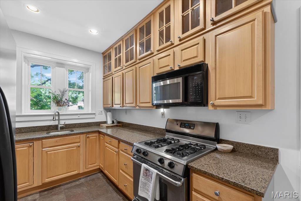 6636 San Bonita Avenue Unit: 2W