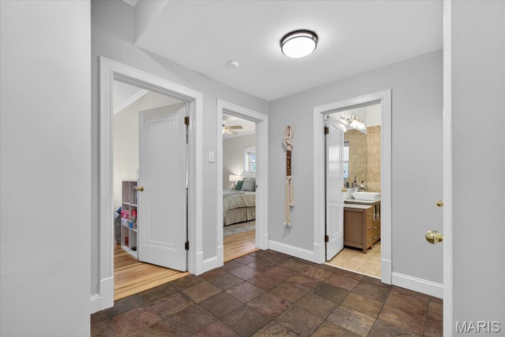 6636 San Bonita Avenue Unit: 2W