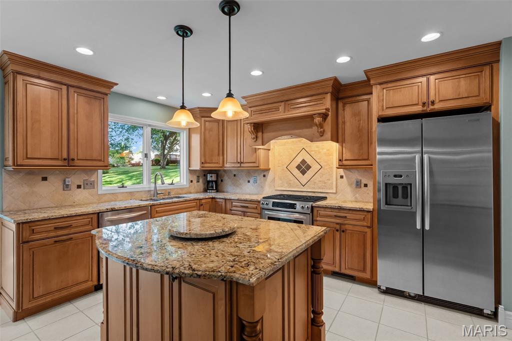 4814 King Andrew Park