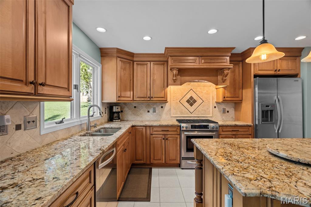 4814 King Andrew Park