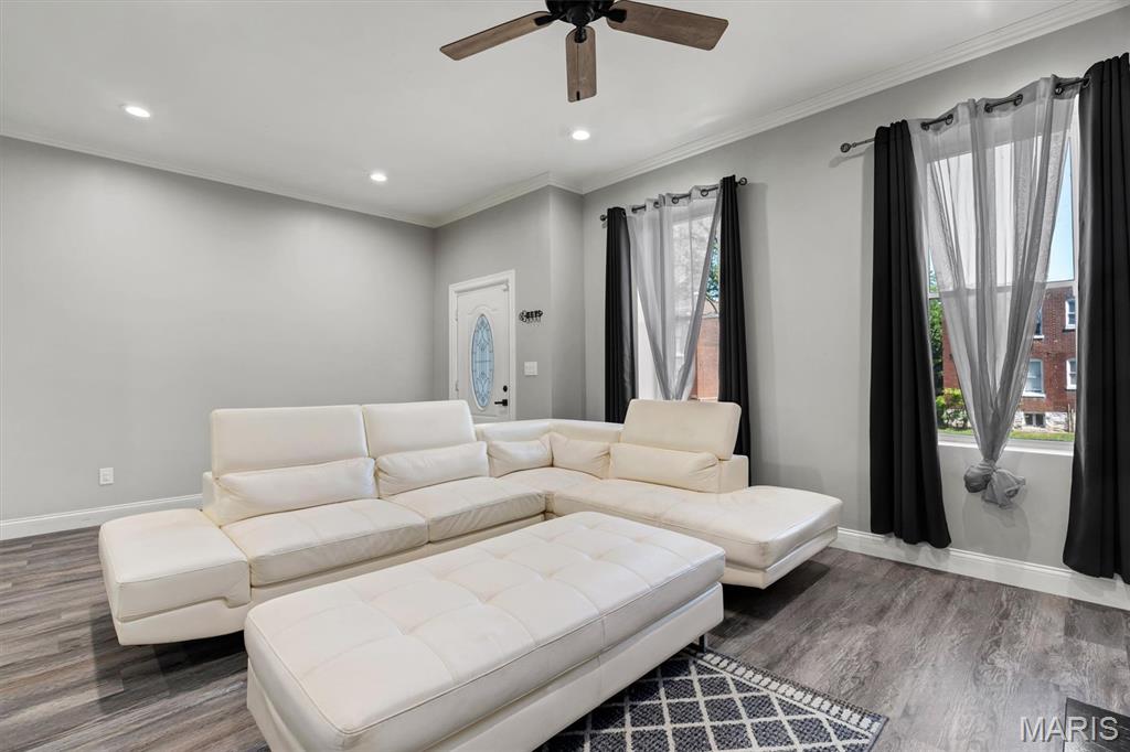 3204 Mount Pleasant Street