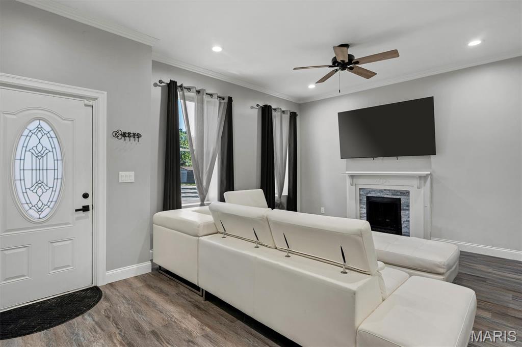 3204 Mount Pleasant Street