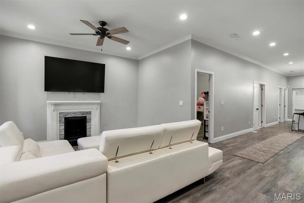 3204 Mount Pleasant Street