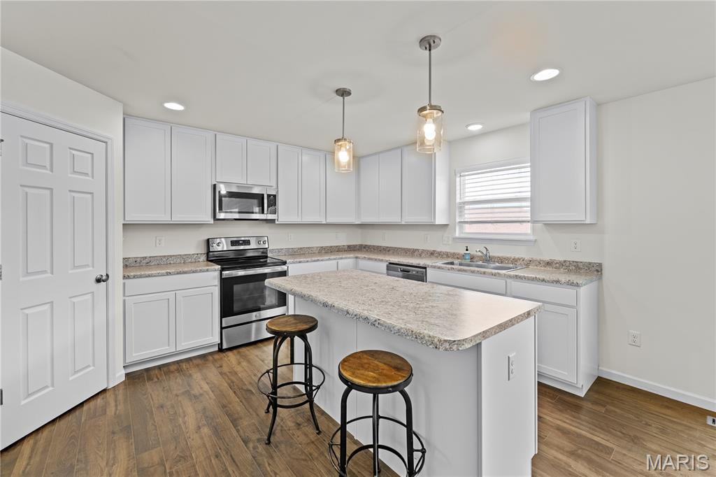 204 Stone View Court